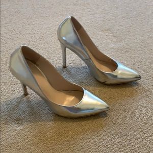 Ladies Victoria’s Secret high heel pumps